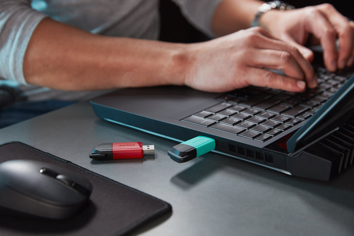 Clé USB 3.2 Kingston DataTraveler Exodia M - 256Go (Turquoise/Noir)