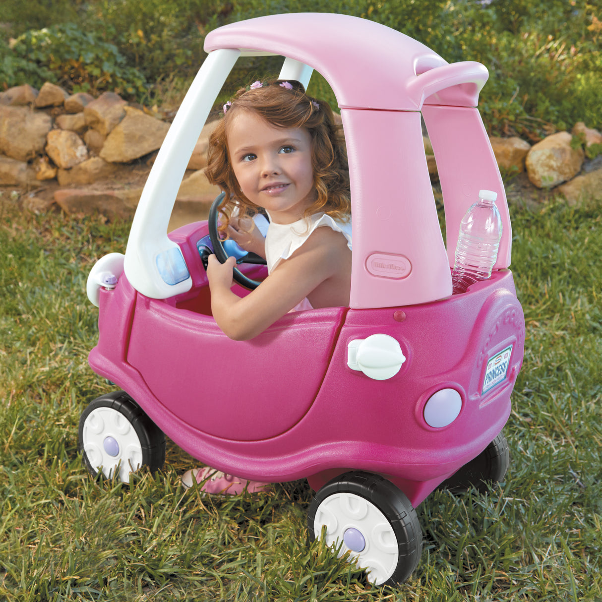 Cozy Coupe - Little Tikes - Princesse - Portes, Klaxon et Plancher a retirer - Des 18 mois