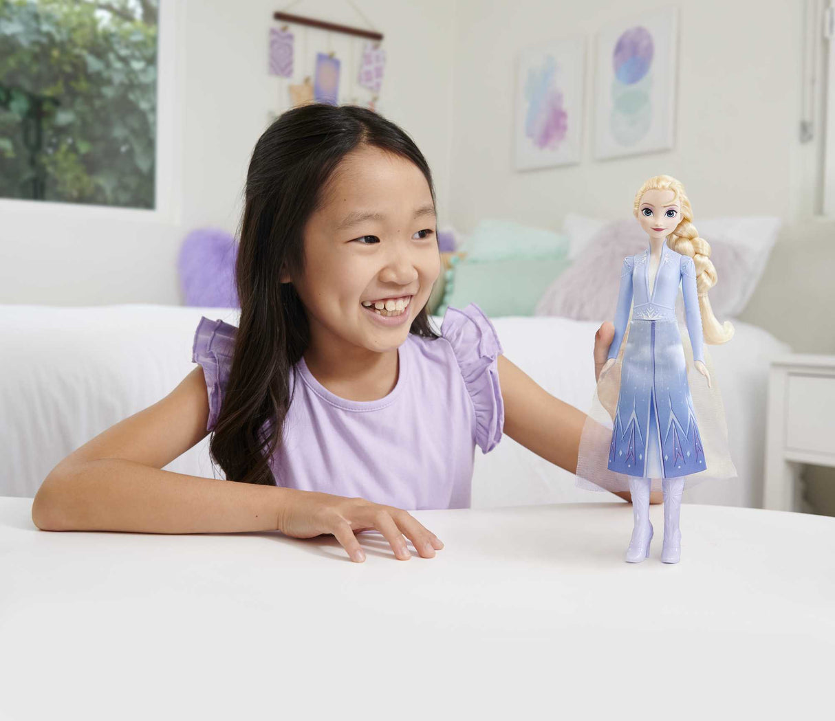 La Reine des Neiges 2-Elsa-Mattel Poupée Disney avec habillage et accessoires HLW48