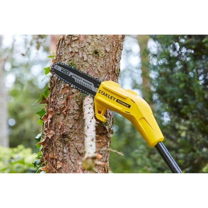 Élagueuse sur perche sans fil - Stanley Fatmax - SFMCPS415B-XJ - 18V - chaîne 20cm - Jusqu'a 4,5m - Sans batterie