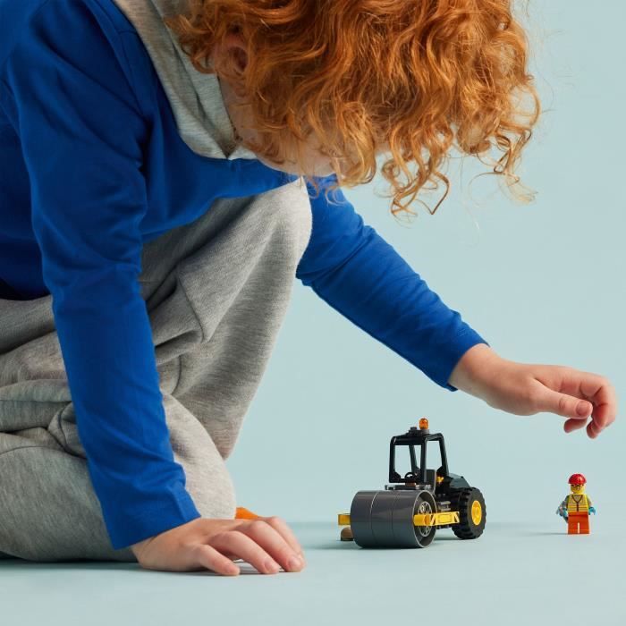 LEGO 60401 City Le Rouleau Compresseur de Chantier, Maquette de Jouet de Camion avec Minifigurines d'Ouvrier