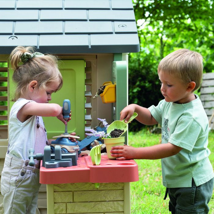 Smoby Life - Maison Nature + Atelier - Fabriquée en France - Matiere Recyclée - 39 accessoires - Des 2 ans