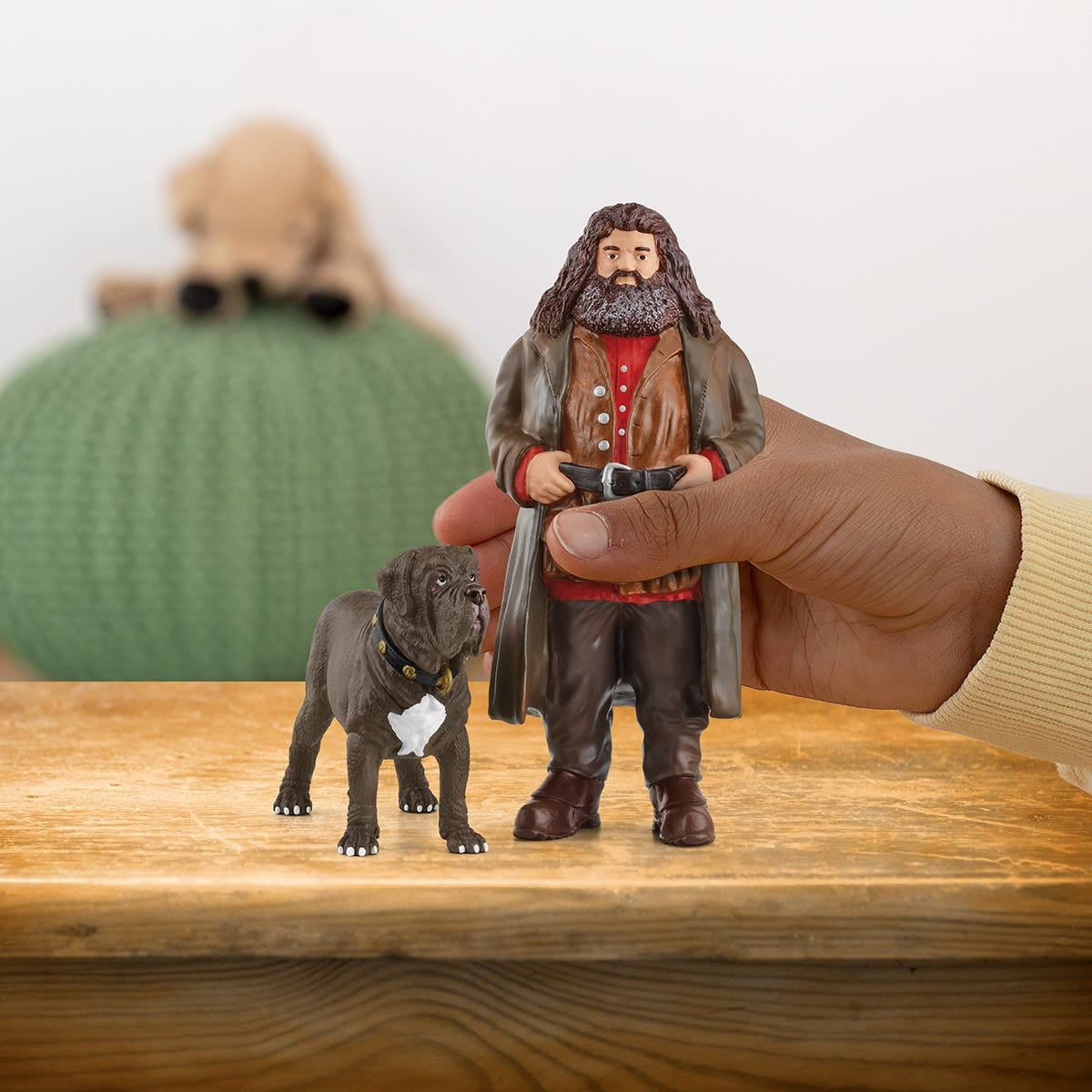 Figurine Hagrid et Crockdur, Personnages de l'univers Harry Potter, pour enfants des 6 ans, Schleich 42638 Harry Potter Wizarding