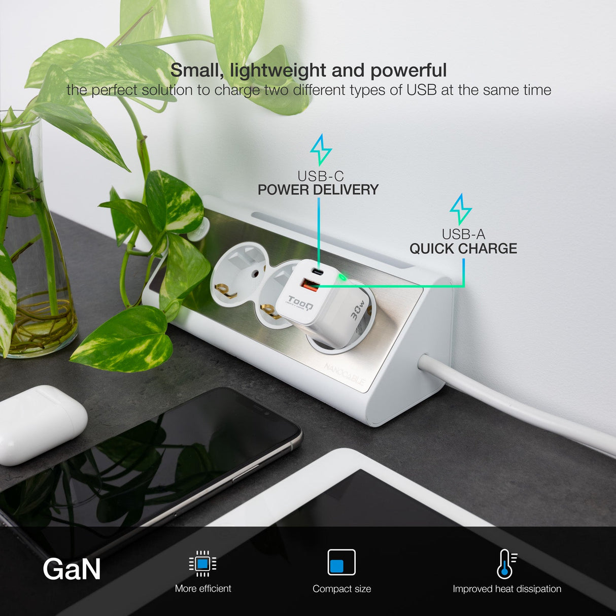 Chargeur Secteur Tooq TQWC-GANQCPD30WT  1x USB-A + 1x USB-C 30w (Blanc)