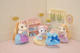 La fille chat persan et sa panoplie de princesse - Sylvanian Families - 5645