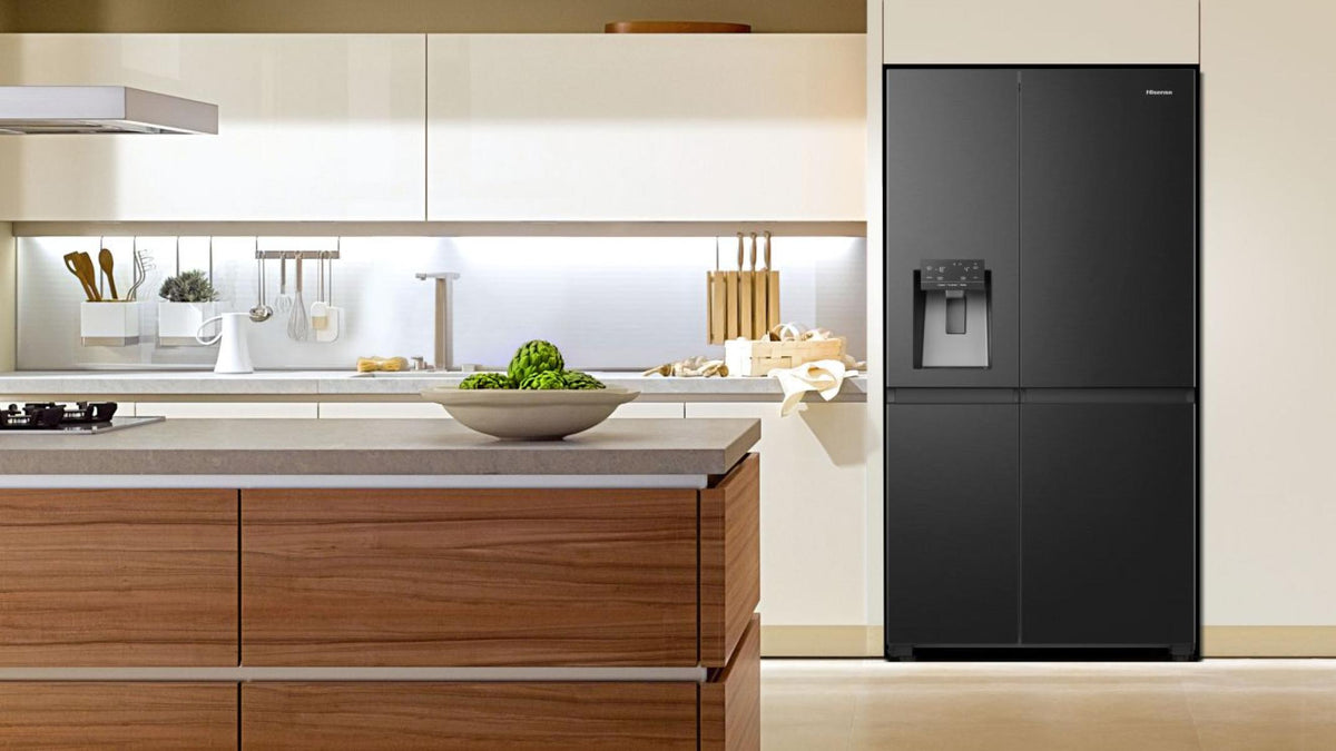 Réfrigérateur Américain - HISENSE - RS818N4TFC - 632 L - Classe C - 91 x 73 x 179 cm - Inox noir
