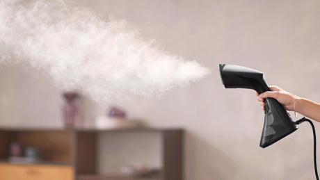 Défroisseur a main - PHILIPS - GC800/80 - Steamer Série 8000 - 32gr/min vapeur continue - 1500W - pret en 60sec - Noir