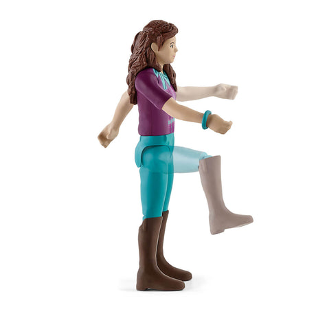Figurine Cavaliere Lisa et Storm, coffret schleich avec 10 éléments inclus dont 1 cheval schleich hanovrien et sa cavaliere,