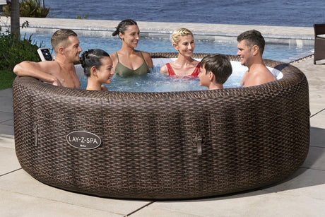 Spa gonflable BESTWAY - Lay-Z-Spa San Fransisco - Hydrojets - 230 x 230 x 71 cm - 5 a 7 places - Carré (couverture, 5 appuie-tete)