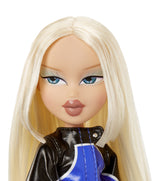 BRATZ - Bratz Scorchin' Cloé - 1 poupée Mannequin - Tenue et Accessoires - Poupées inspirées de la Moto - Des 6 ans