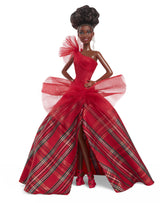 BARBIE Poupée joyeux noël brune HRM62