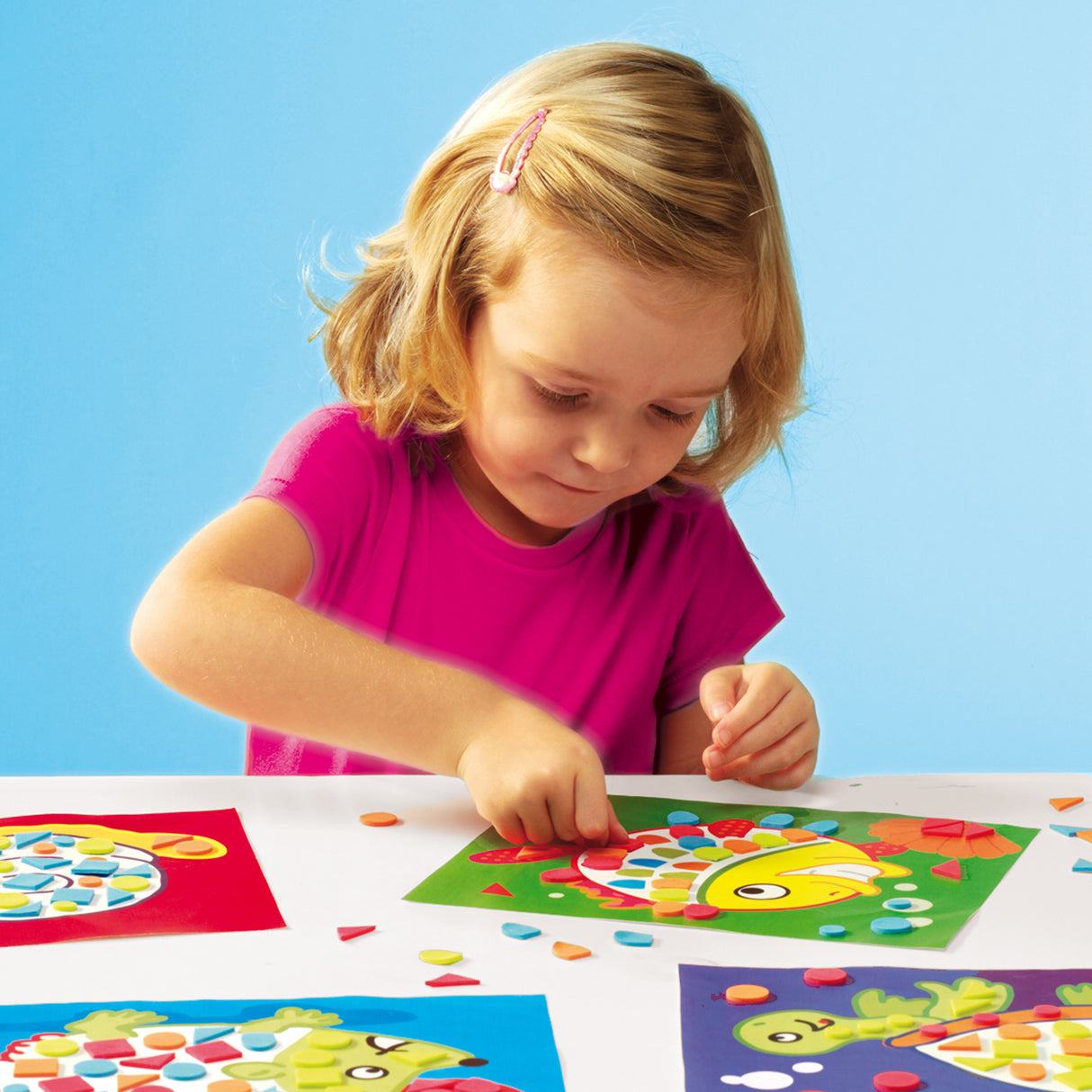 J'apprends la mosaique - SES CREATIVE - Hobby 3 - 6 - Formes en mousse autocollantes - 4 cartes préimprimées - Age : 3+