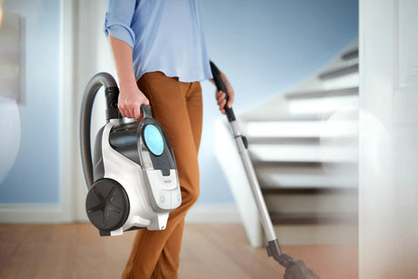 Aspirateur sans sac - PHILIPS - XB2122/09 - Série 2000 - 850W - 77db - Blanc/bleu