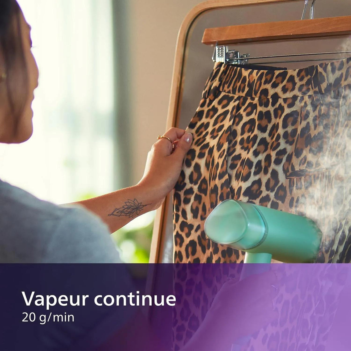 Défroisseur a main - PHILIPS - STH3010/70 - Steamer pliable Série 3000 - 20gr/min vapeur continue - 1000W - pret en 30sec - Vert