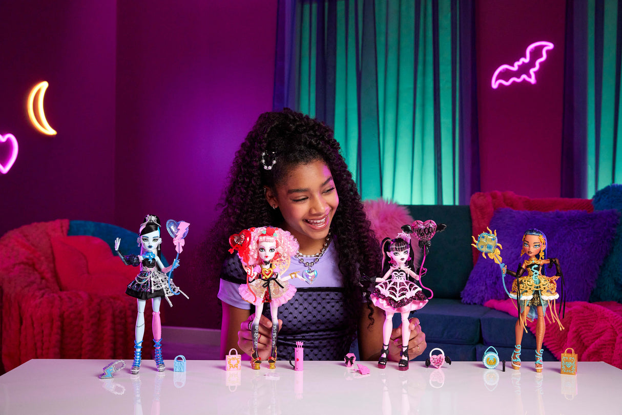 Monster High - Poupée Cupid Asteria Monstrueux Anniversaire - Poupée - Monster High - JBG77