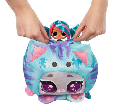 L.O.L. Surprise - Poupée Tweens Costume - Emma Emo - Poupée de 17cm + animal gonflable - Surprise a découvrir