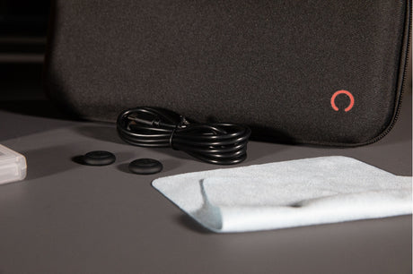 Pack d'accessoires gaming - KONIX - Nintendo Switch 2 - Housse - 4 appuie-pouces - Verre trempé - Boîtier 9 jeux - Écouteurs