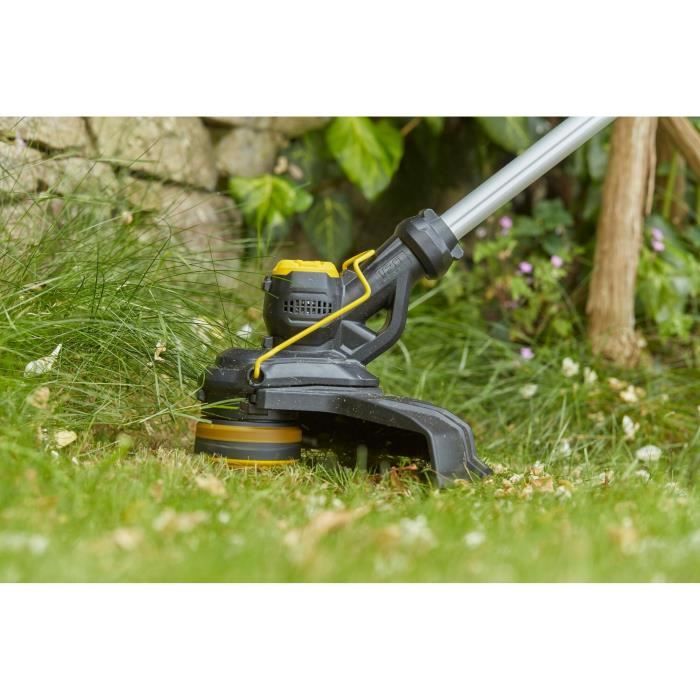 Coupe-bordure électrique sans fil - Stanley Fatmax - SFMCST933B-XJ - 18V - 33 cm - Sans batterie