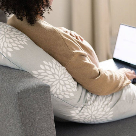 Coussin de maternité - BEABA - Big Flopsy™ - Fleurs - Gris