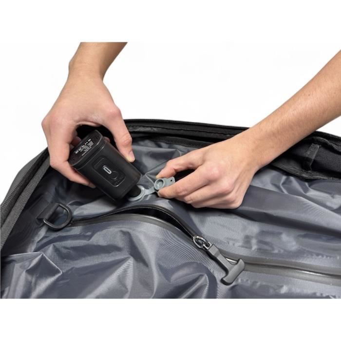 Sac de voyage a compression sous vide SWISS FLY - Pompe a batterie lithium externe - Multipoches - Imperméable - 40 L - Antivol