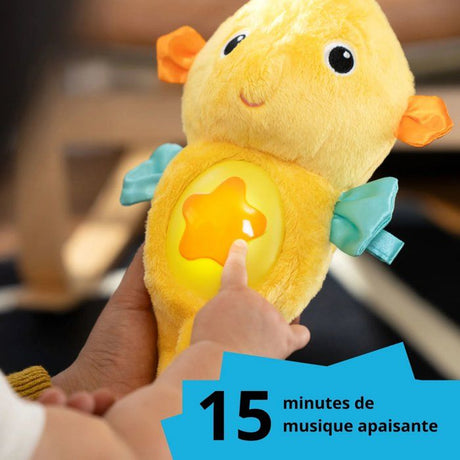 BABY EINSTEIN Veilleuse bébé, Doudou hippocampejaune, réponds au pleurs de bébé, musicale, lumineuse, bruits blanc, attache tétine