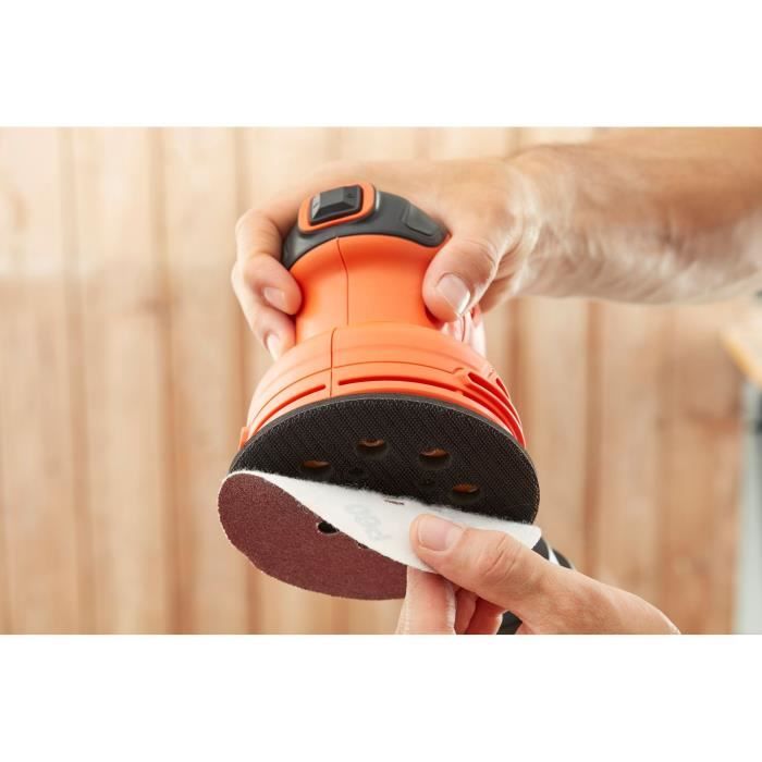 Ponceuse excentrique filaire - BLACK+DECKER - BEW210-QS - 230W - 125mm - avec 1 abrasif et sac de collecte