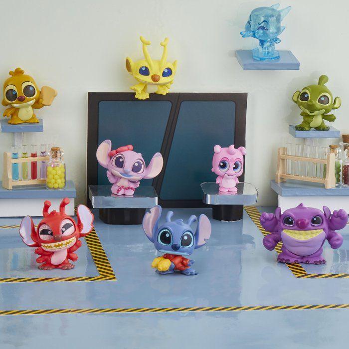 Doorables Stitch Coffret collector, Doorables Disney, Figurine a collectionner de 3,8 cm, Des 5 ans