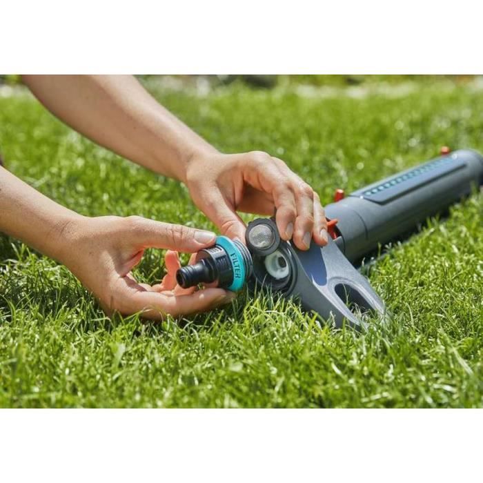 Arroseur oscillant AquaZoom S - GARDENA - Surface 150m˛ - Portée 15m max - Résistant UV et gel - Garantie 5 ans