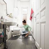 KARCHER EWM 2 - Balai serpilliere électrique sans fil - Permet de nettoyer jusqu'a 60 m˛ - Tout type de sols durs