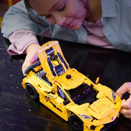 LEGO Technic 42205 Chevrolet Corvette Stingray - Voiture de sport pour garçon des 9 ans