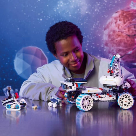 LEGO Technic 42211 Véhicule Lunaire Lunar Outpost - Jeu de Construction enfant 10 ans