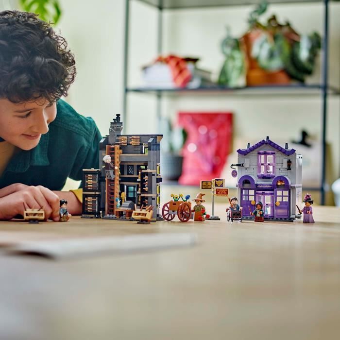 LEGO Harry Potter 76439 Ollivander et Madame Guipure, pret-a-porter pour mages et sorciers