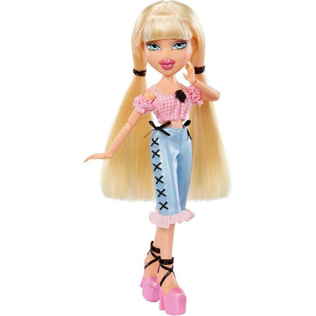 Bratz Goin' Out Poupée - Cloé - 1 Poupée Mannequin a Collectionner - Une Tenue, Un Sac a Main, Une Paire de Lunettes Soleil - 6 ans