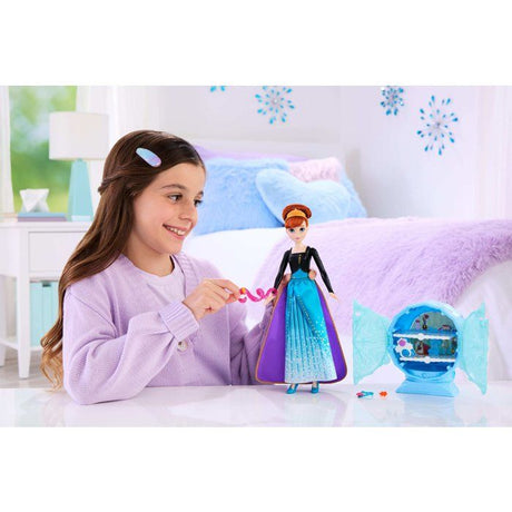 Poupée Jewel Reveal Anna, La Reine des Neiges, accessoires avec 8 surprises, 1 boîte a bijoux en forme de flocon de neige, 1 bague p