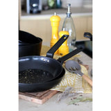 Poele - MENASTYL - 6020639 - En aluminium forgé - 30 cm - Noir - Tous feux dont induction