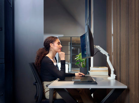 Support moniteur Dynamic - ONE FOR ALL - Vesa 100 - Simple Bras - 13 et 32'' - 8kgs max - Hauteur réglable - Blanc