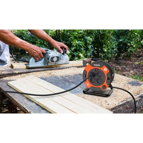 Enrouleur - QUARX - Bricolage - 15m, H05VV-F 3G1,5mm˛, disjoncteur thermique