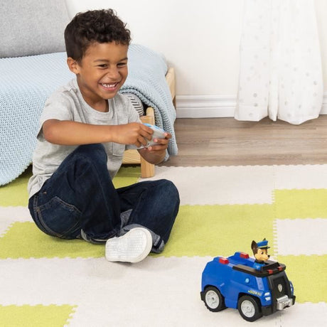 Véhicule radiocommandé Chase - PAW PATROL - Technologie 2,4 Ghz - Adapté aux petites mains