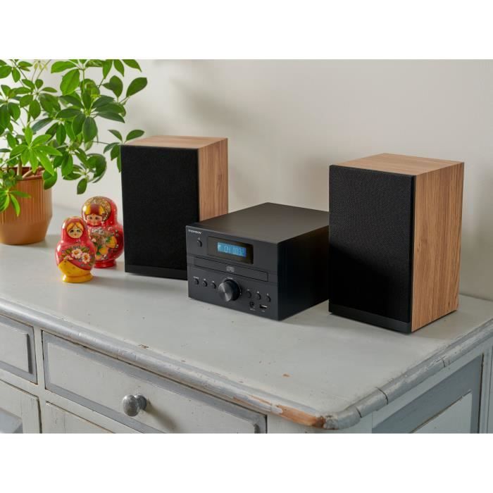 Micro-chaîne Bluetooth - THOMSON - Bois/Noir - Radio FM/CD/MP3/USB, 20W RMS, Tuner FM RDS, Prise casque, Télécommande, Alim. 230V