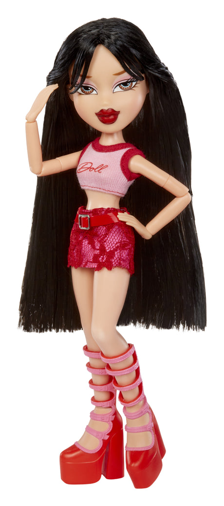 Bratz Goin' Out Poupée - Jade - 1 Poupée Mannequin a Collectionner - Une Tenue, Un Sac a Main, Une Paire de Lunettes Soleil - 6 ans