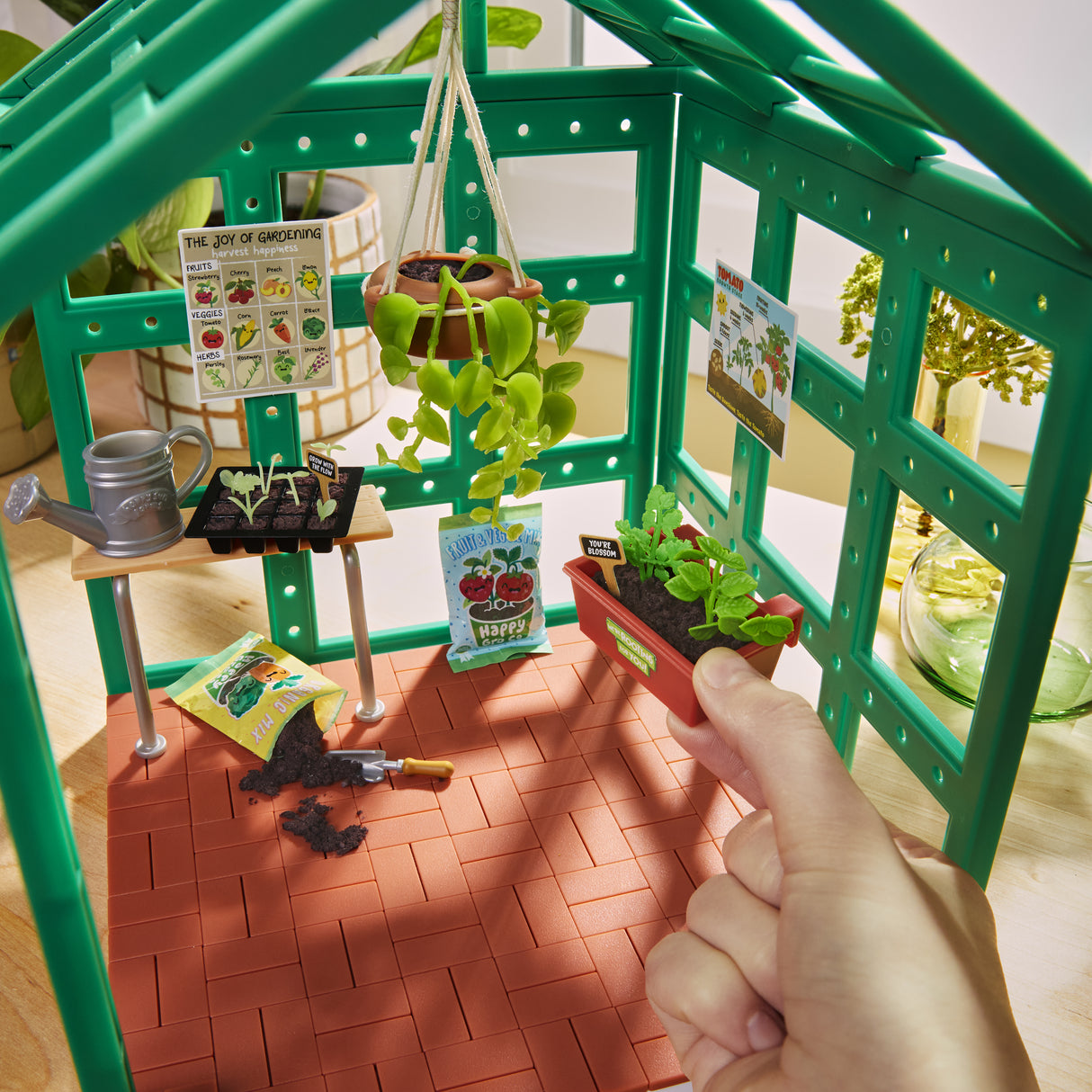 MGA's Miniverse - Spaces Starter Pack - Serre - Des 8 ans -  Jeu de construction - Personnalisation - DIY - Art créatif