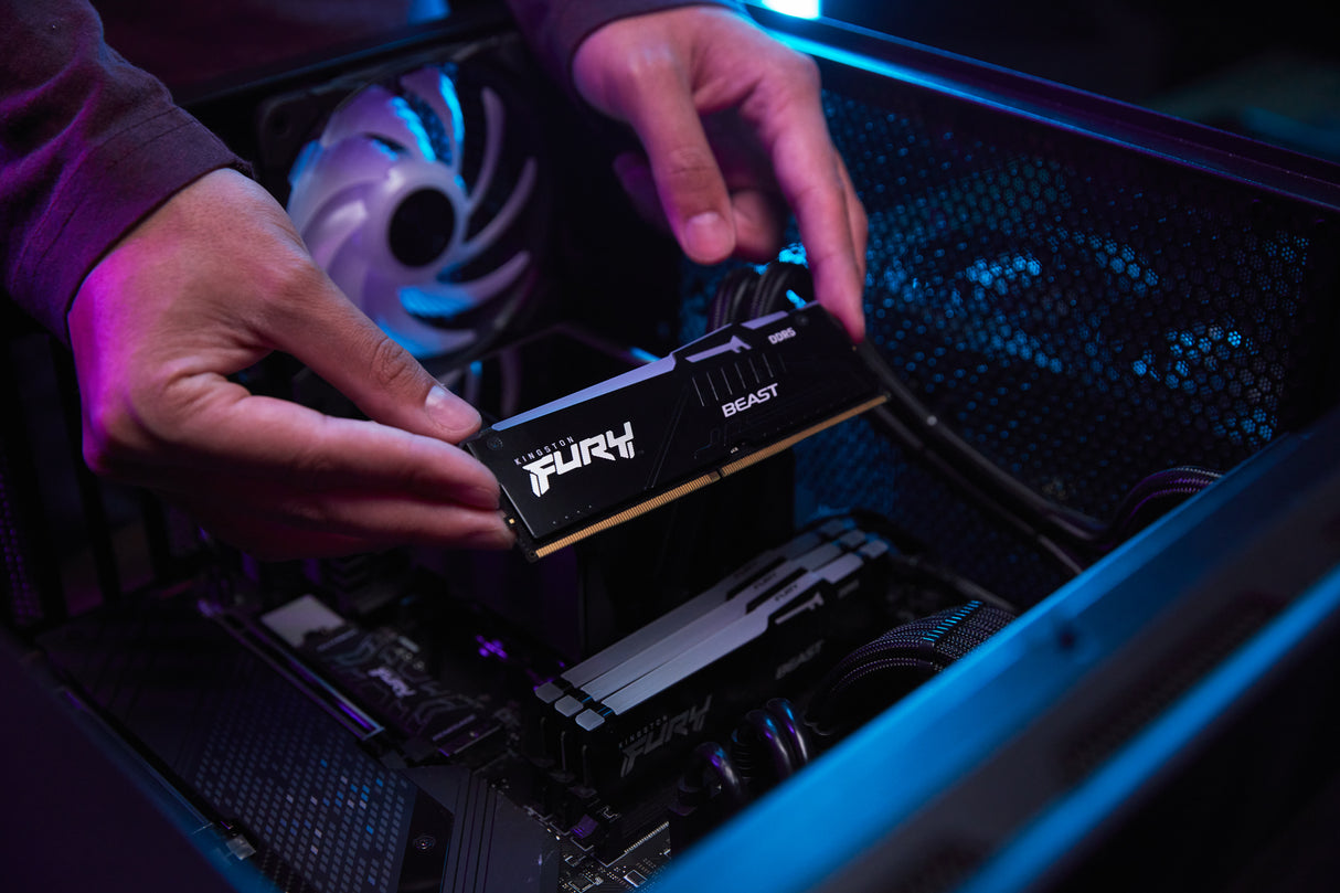 Barrette mémoire 32Go DIMM DDR5 Kingston Fury Beast RGB  5200MHz (Noir)