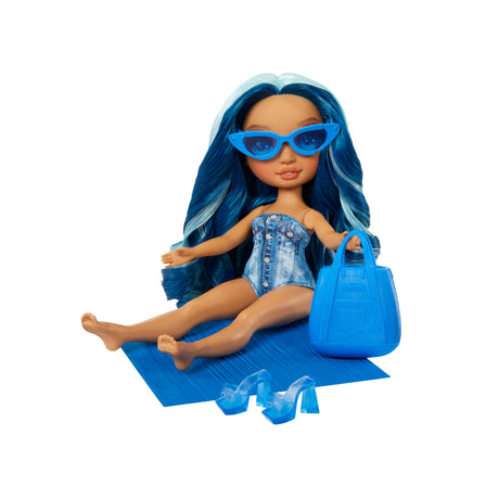 Rainbow High Swim & Style - Poupée mannequin ariculée 27 cm - Skyler (Bleue) - Maillot de bain + Paréo - a partir de 4 ans