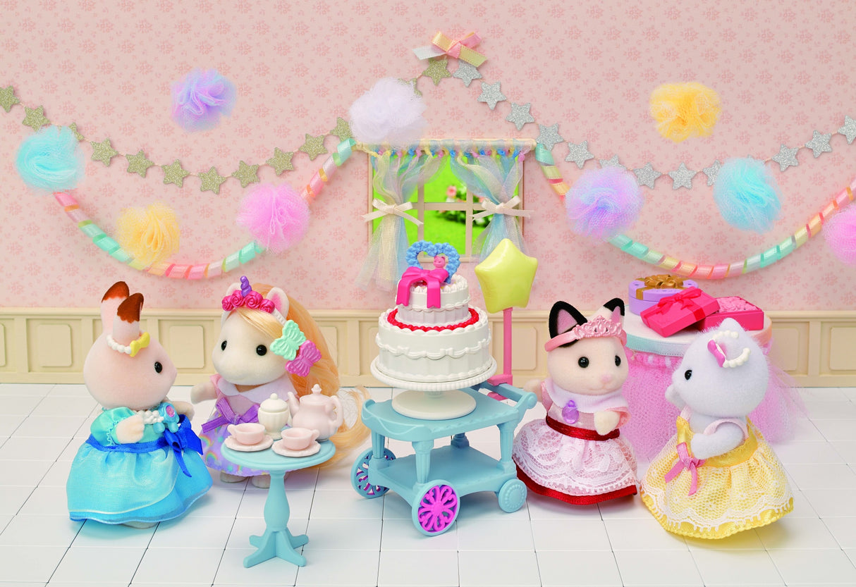 Figurines miniatures - SYLVANIAN FAMILIES - 5646 - La fille Chat bicolore et son goűter d'anniversaire