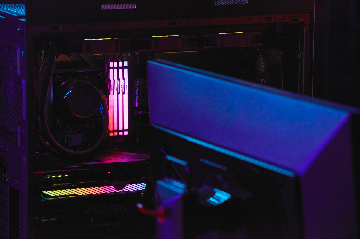 Kit Barrettes mémoire 32Go (2x16Go) DIMM DDR5 Kingston Fury Beast RGB  5600MHz CL40 (Noir)